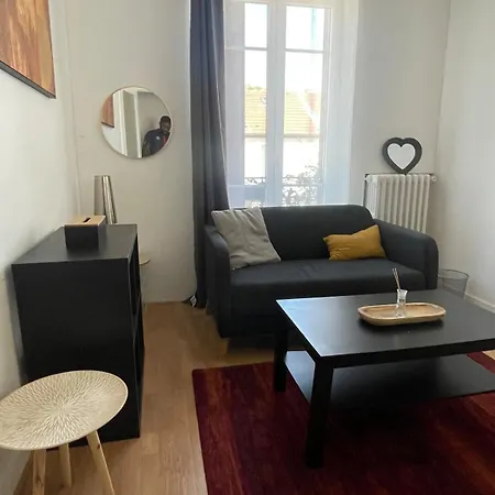 Cozy, Equipped 1-bedroom - 2 People - Subway Line 8 - Close To Paris Maisons-Alfort